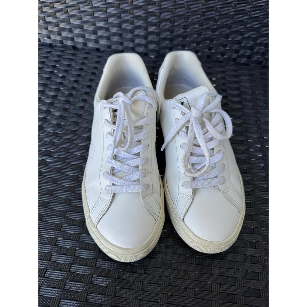 VEJA Esplar Leather Low-Top Sneakers White Beige Suede Heel Size EU 39 US‎ 8 - Picture 3 of 9